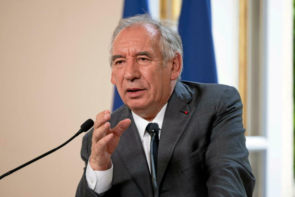 découvrez comment une erreur de chatgpt concernant françois bayrou a suscité des discussions sur la fiabilité de l’intelligence artificielle et ses limites dans l’analyse d’informations politiques.