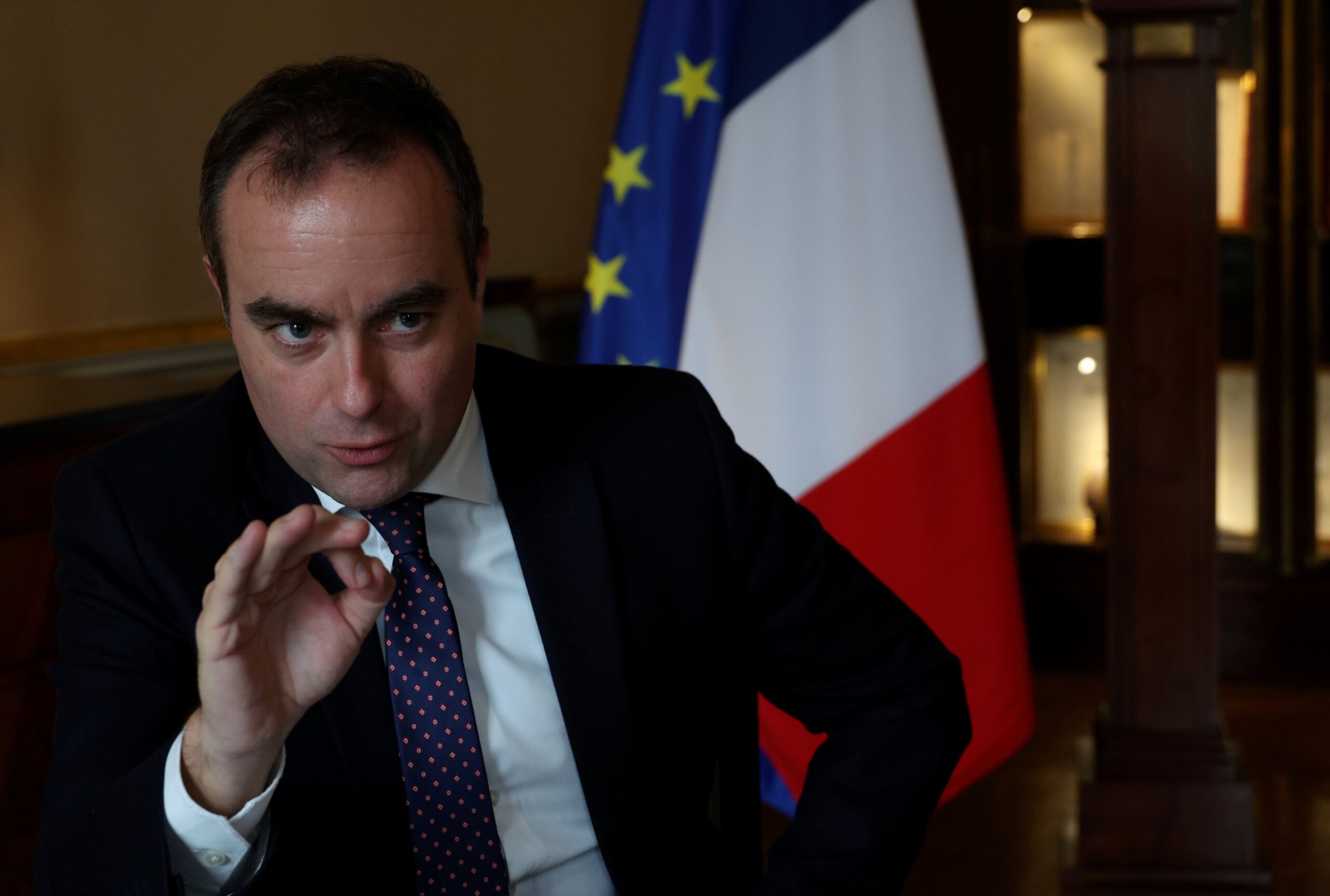 découvrez les principales hypothèses avancées par le gouvernement lecornu, leur impact potentiel sur les politiques publiques et les enjeux pour la société française.