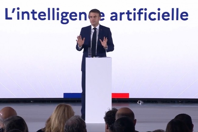 découvrez comment emmanuel macron défend la priorité européenne et renforce le leadership français dans le domaine de l'intelligence artificielle.
