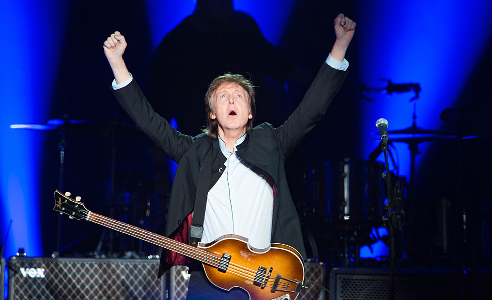 découvrez le morceau inédit et silencieux de paul mccartney, marquant son retour attendu après 5 ans d'absence.