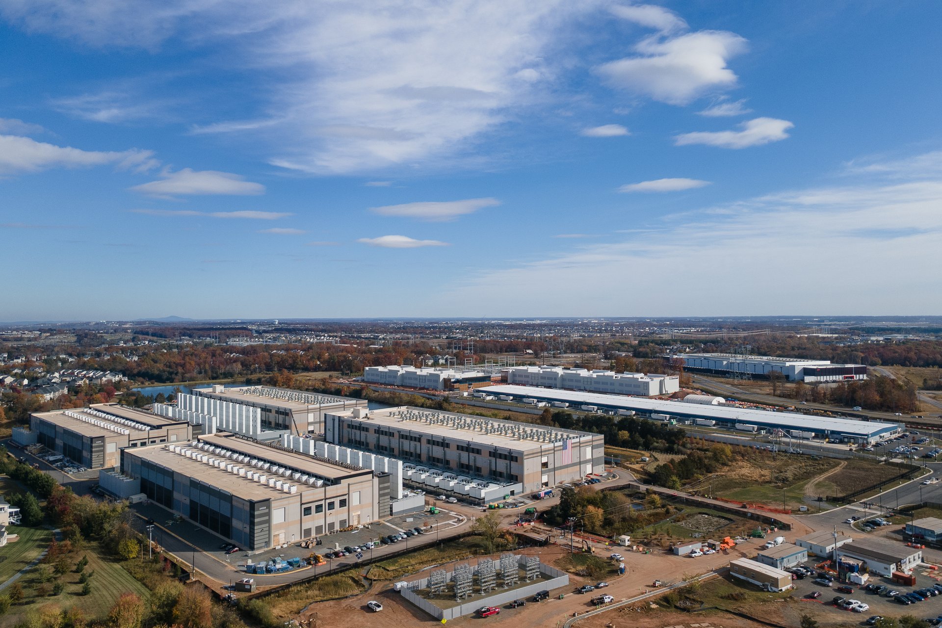 découvrez la bataille des géants américains dans le domaine de l'ia, où innovation et technologie se confrontent pour dominer le futur.